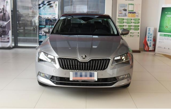 迈腾和速派哪个好 同门对决速派性价比更高