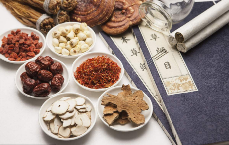 狗心草调肤法清除皮肤湿疹剧烈瘙痒的使用步骤