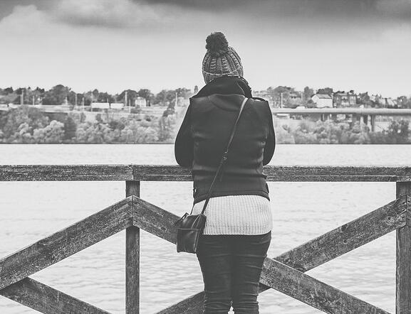 重庆东大肛肠医院：小小年纪“菊花”躺枪“痔疮杀手”，多么痛的领悟