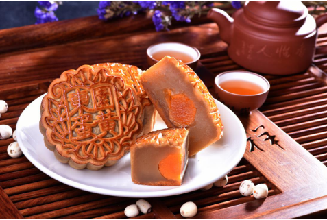 小狗钱钱：中秋邂逅国庆，欢聚团圆时刻