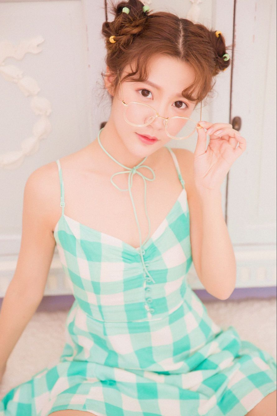 甜美女神萌小美最新单曲即将全球发行