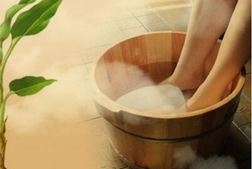 手足皲裂性湿疹怎么办？最有效的祛湿对策一看就会