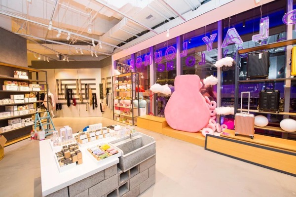 钱塘江畔又添打卡圣地 网红店PLAY LOUNGE空降杭城