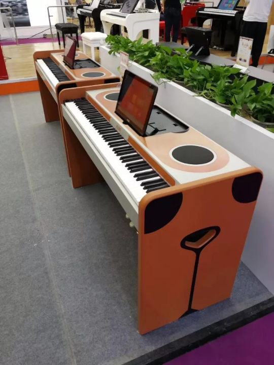 上海国际乐器展：克洛斯威携三大亮点惊艳亮相