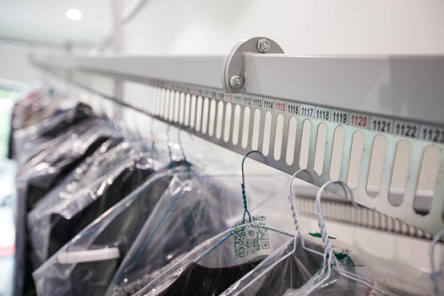 人们为何喜欢衣之恋品牌干洗加盟店？