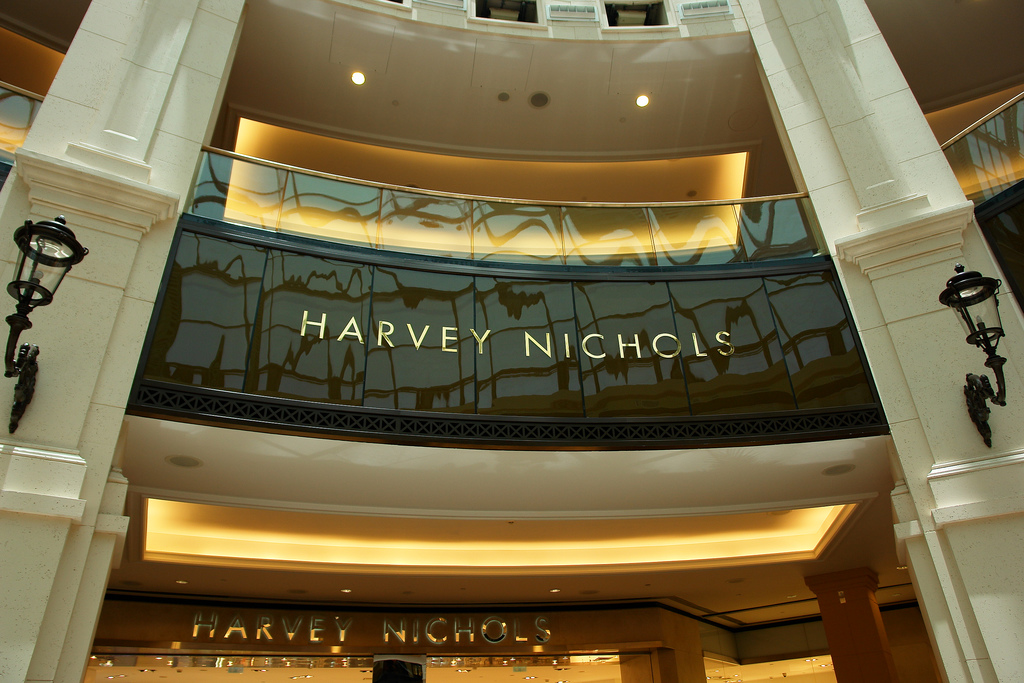 结盟欧洲四大奢侈百货，英国IAM的品牌魅力何在？