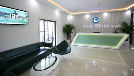 李鬼打李逵”，是谁在炮制\"衣之恋”的种种骗子言论？