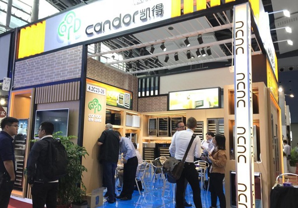 运用VR技术展示产品 红酒柜领导品牌凯得电器亮相广交会