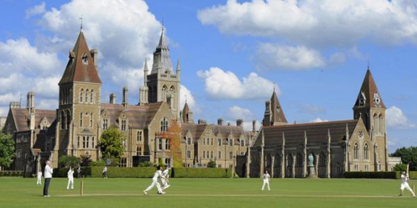 办墨尔本大学毕业证 (University of Melbourne)找我们就好?