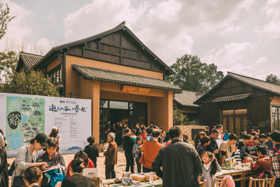 莫干溪谷，融创用“小镇”打造诗和远方