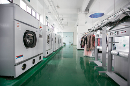 衣之恋干洗加盟店在农村的发展趋势怎么样？