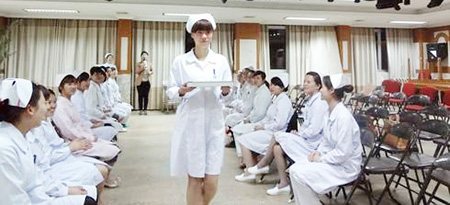 举办护理技能大练兵 宁波同仁医院耳鼻喉科强化护理能力