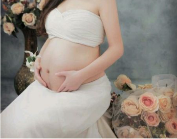 产后妊娠纹祛除?祛纹秘籍其实很简单