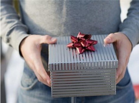 送礼女友怕踩雷，安全第一就选Ta