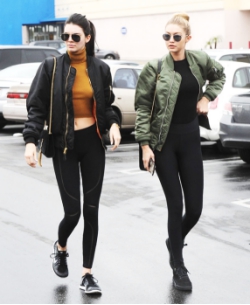 忘记天价的“加拿大鹅”吧 天后总统的羽绒服300元就能拿下！