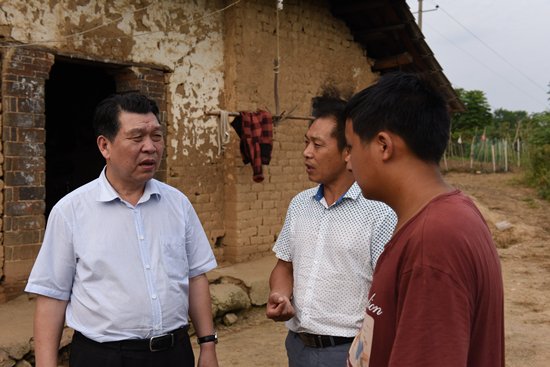 脱贫攻坚的人大力量 湖北省松滋市五级人大代表助力脱贫攻坚纪实