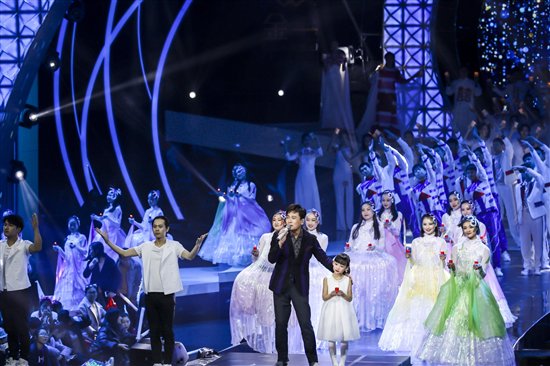 群星集结 唱响十年 金一文化璀璨之夜新年演唱会盛大开唱