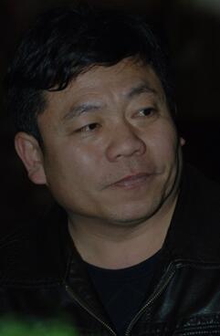 山水寻梦人：画家刘新心中的“桃源”意境